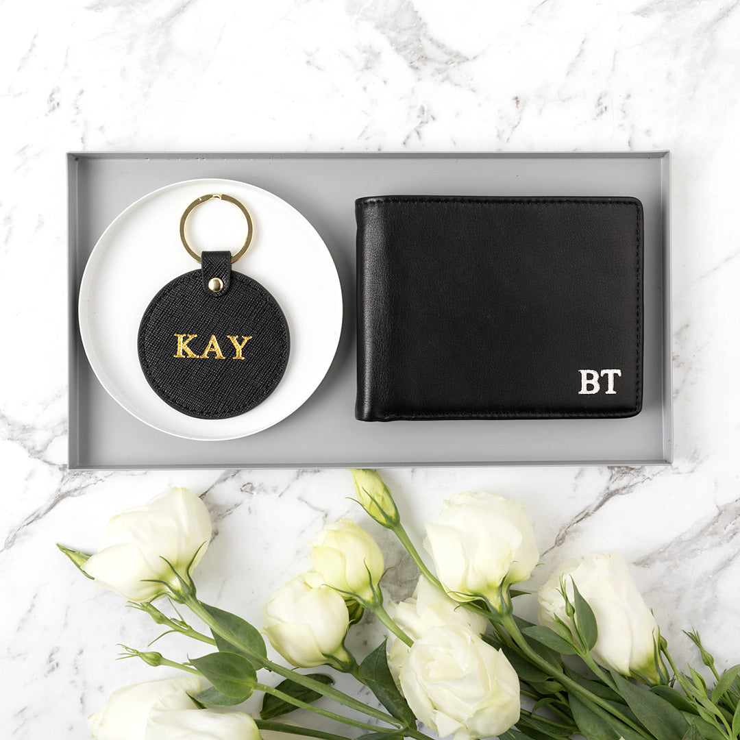 Miss-Emily-Circle-KeyrIng-Black | Miss Monogram